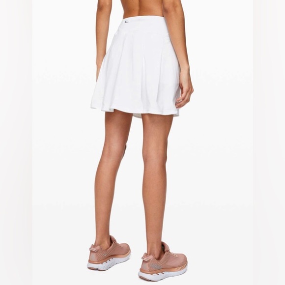 lululemon athletica Dresses & Skirts - Lululemon Pace Rival Skirt *Extra Long 17” White